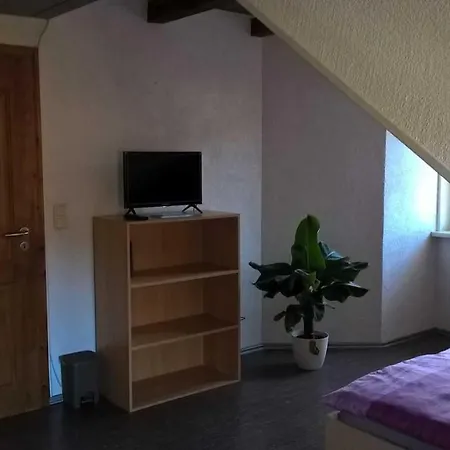 Pension Helene - Doppelbettzimmer Mit Bad * Bad Blankenburg